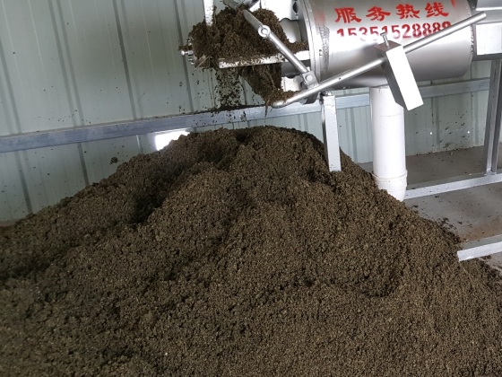 雞糞脫水機(jī)圖片 雞糞脫水機(jī)圖片